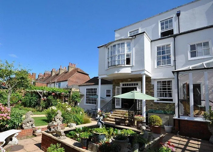 Discover the Best Hotels Near Canterbury UK for a Memorable Stay
