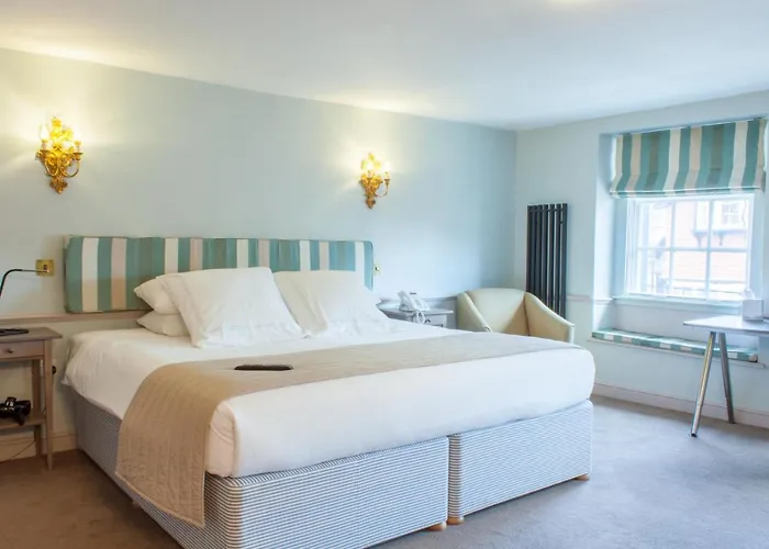 Hotels in Topsham Exeter: Discover the Perfect Stay in Exeter's Charming Neighborhood