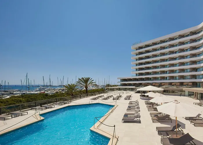 Experience Luxury and Comfort at Palma de Mallorca Meliá Hotels