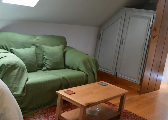 Top-Rated Accommodations in Storrington Village