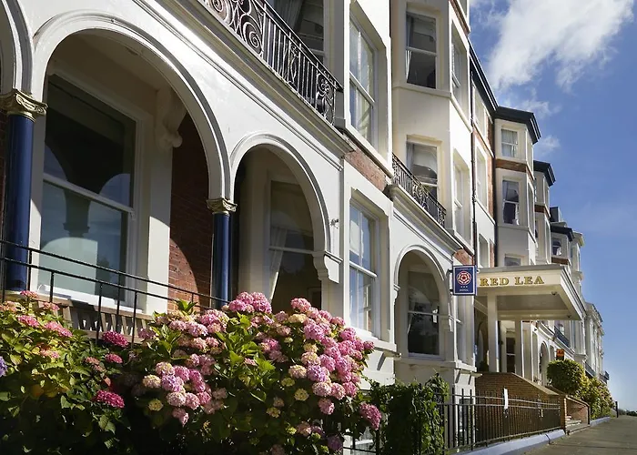 Discover Scarborough's Hotels with Parking: The Ultimate Accommodation Options for Easy and Hassle-Free Parking